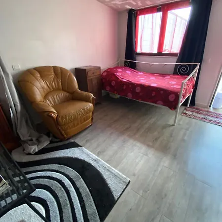 Joli Maison Calme 10 Mn De Paris St Lazare Argenteuil Exterior photo