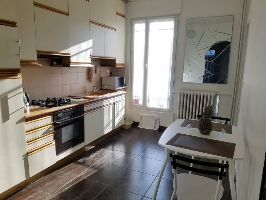 Privatunterkunft Joli Maison Calme 10 Mn De Paris St Lazare